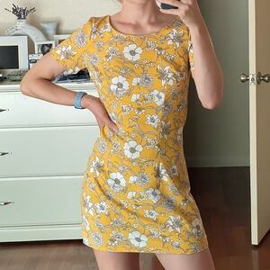 Hollister yellow mini dress floral 60s
